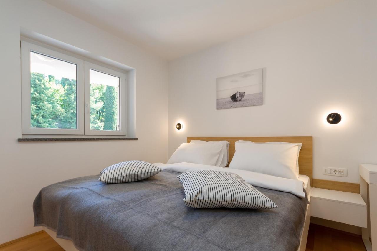 Premium Marina Apartments With Sea View By Locap Group Portorose Esterno foto